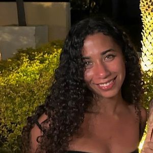 Meet your Posher, Layla